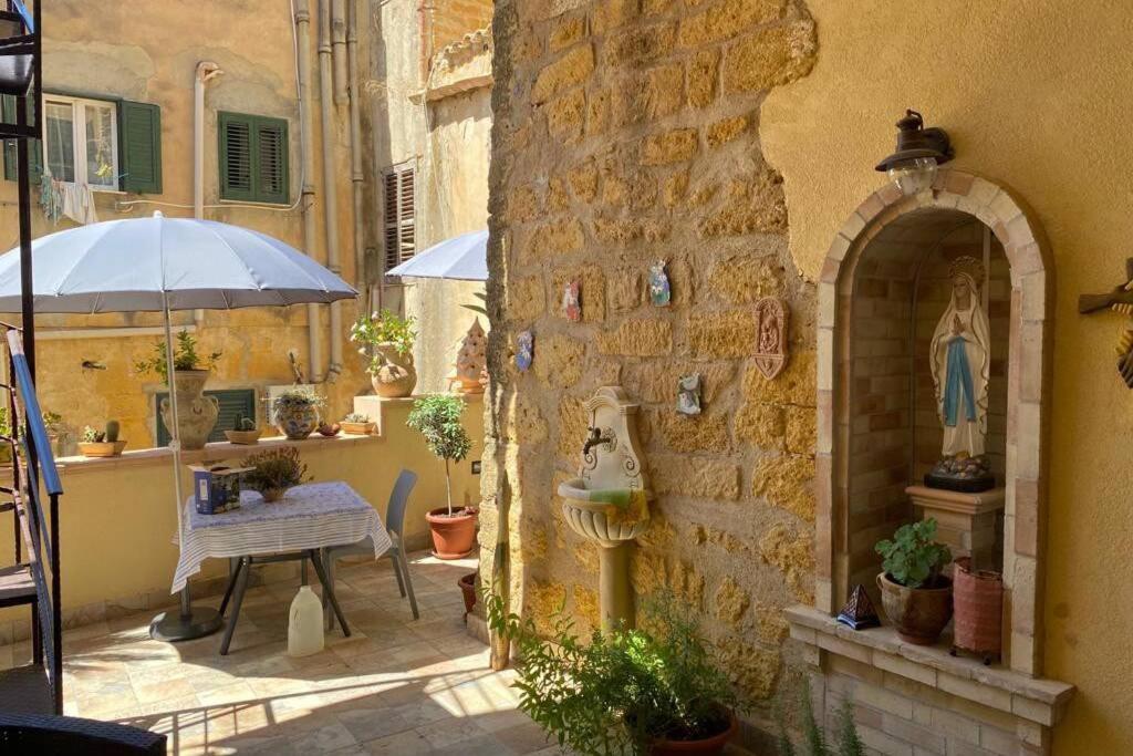 Appartamento L’elegante dépendance del Barone Francesco Sala Agrigento Esterno foto