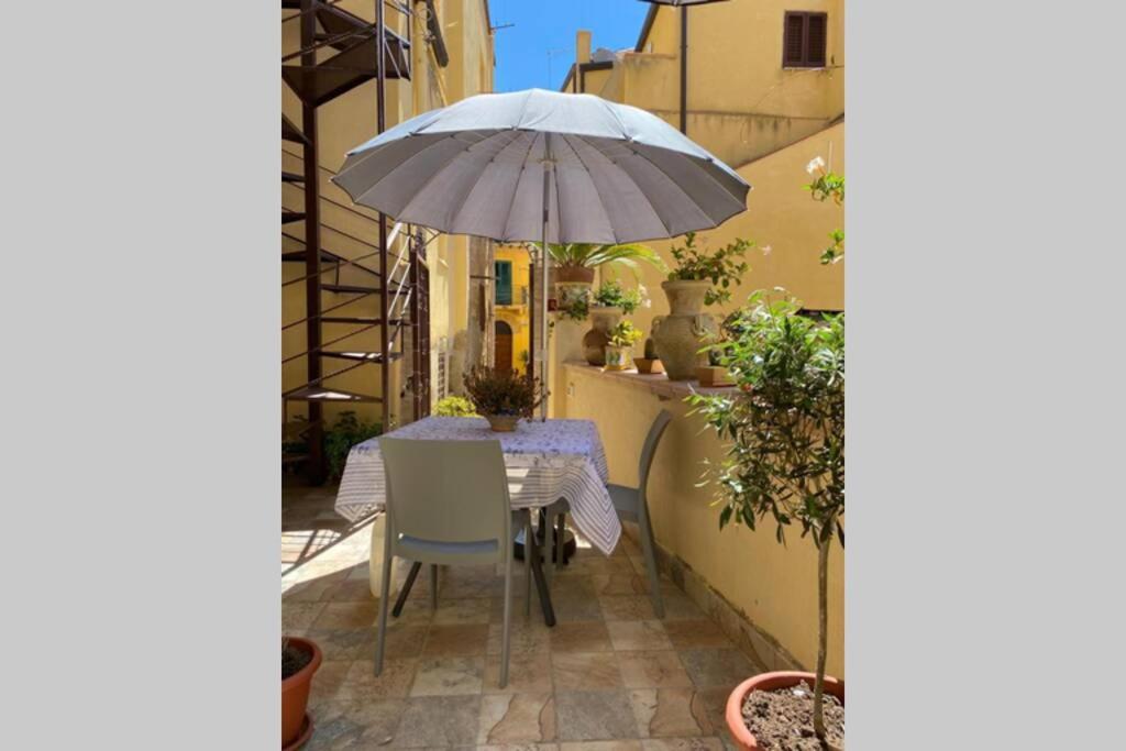 Appartamento L’elegante dépendance del Barone Francesco Sala Agrigento Esterno foto