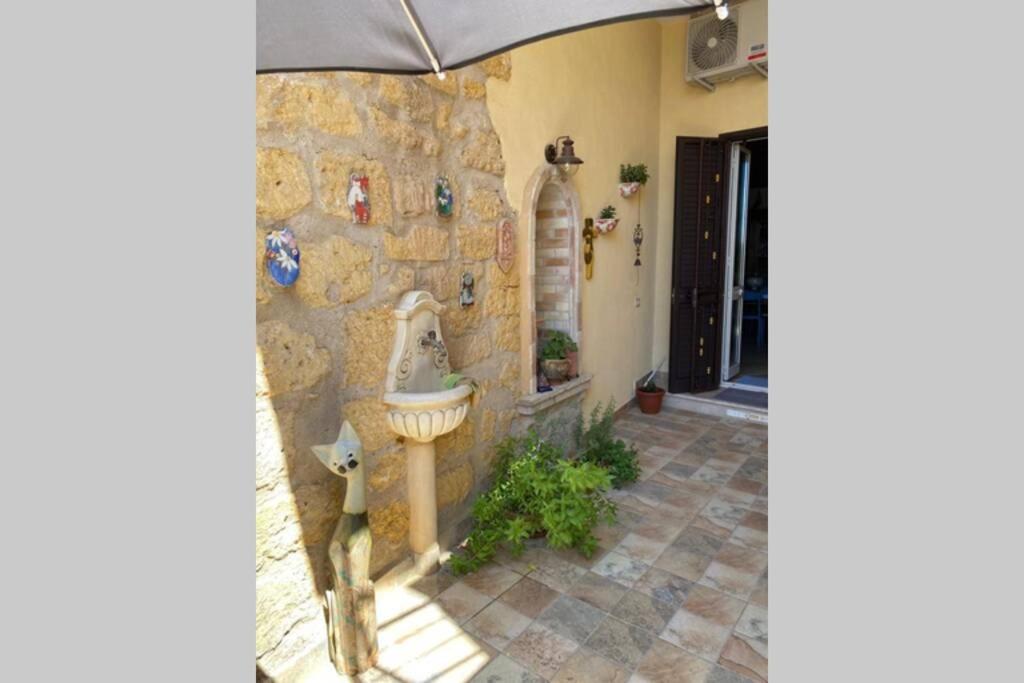 Appartamento L’elegante dépendance del Barone Francesco Sala Agrigento Esterno foto