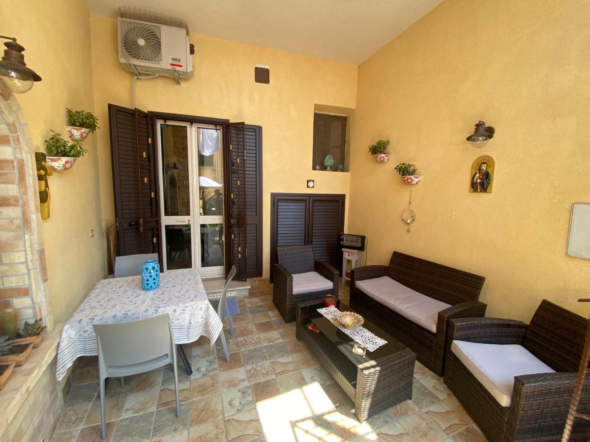 Appartamento L’elegante dépendance del Barone Francesco Sala Agrigento Esterno foto